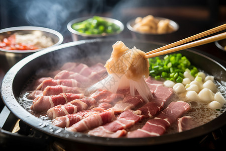 健康美味的牛肉火锅图片