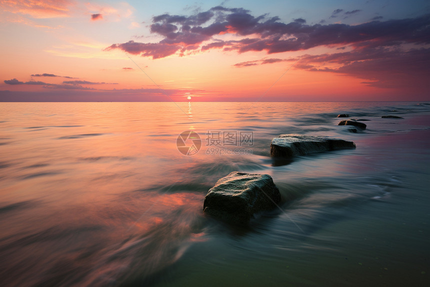 海岸线的日落图片