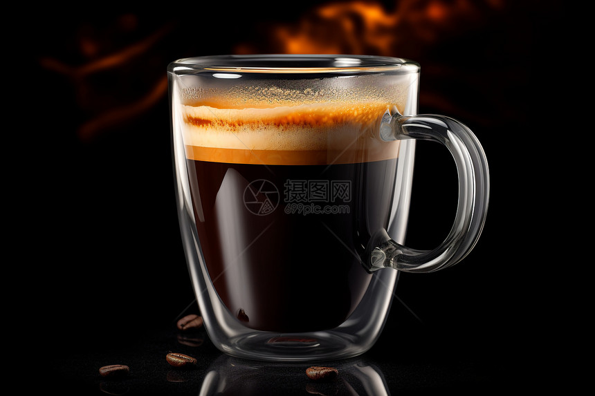 热气腾腾的咖啡饮品图片