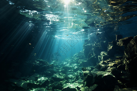 荡漾微光的水下高清图片