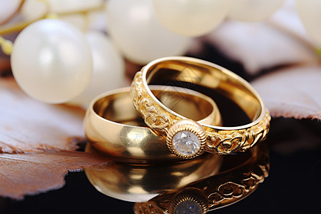 黄金的结婚戒指图片