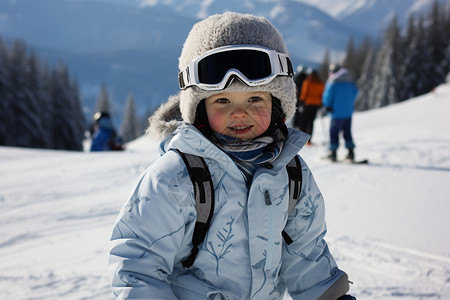 快乐滑雪的小男孩图片