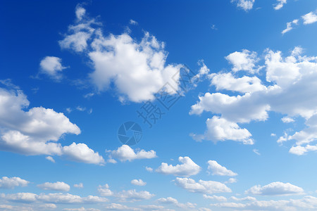 白云漂浮在天空背景图片