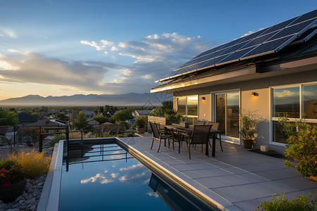 现代别墅建筑的太阳能光伏板高清图片
