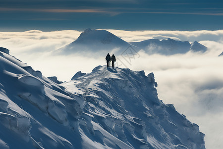 登山爱好者雪山之巅的攀登爱好者背景