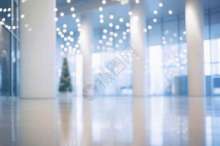 建筑大厅里的圣诞树背景图片