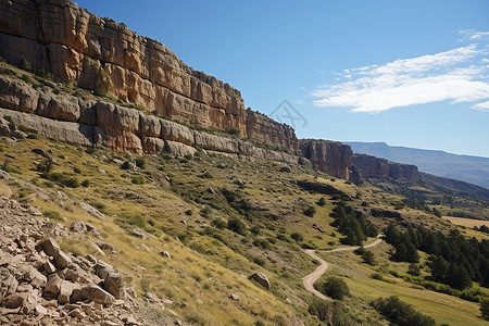 岩石山谷的自然之旅图片