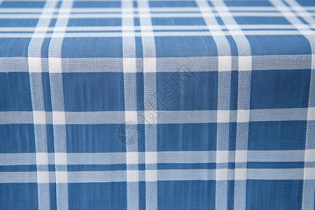 蓝色条纹格子毯子图片