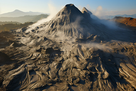 地势平坦喷发的火山背景