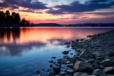 湖上的夕阳夕阳河滩高清图片