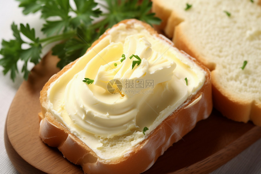 美味的黄油面包图片