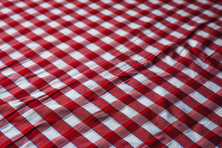 红白格子花纹的桌布背景