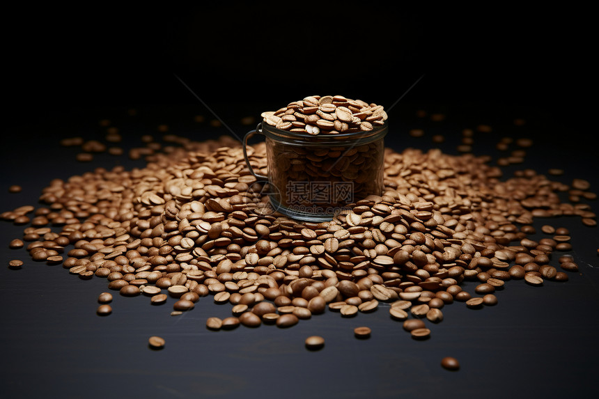 香醇浓郁的咖啡豆图片