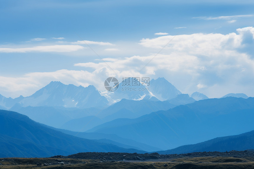 壮观的群山风景图片