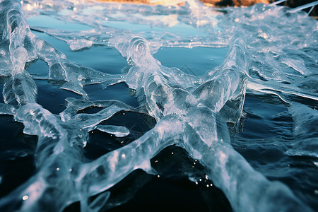 水面冰晶背景图片