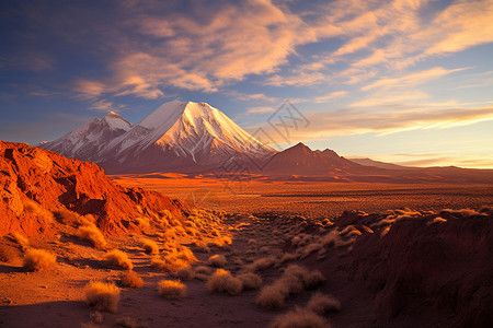 日出时的阿塔卡马沙漠高清图片