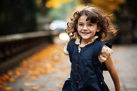 秋天的街道秋天的可爱女孩背景
