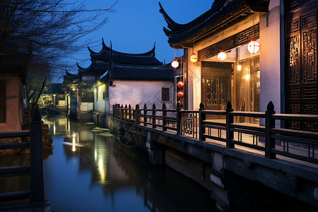 夜晚的传统建筑背景图片