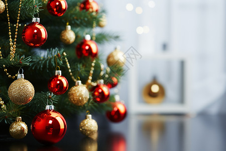 圣诞树上的装饰背景图片