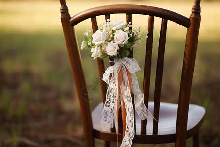 浪漫的草坪婚礼装饰背景图片