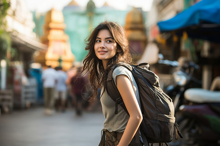 泰国女子泰国曼谷街头旅行的亚洲女子背景