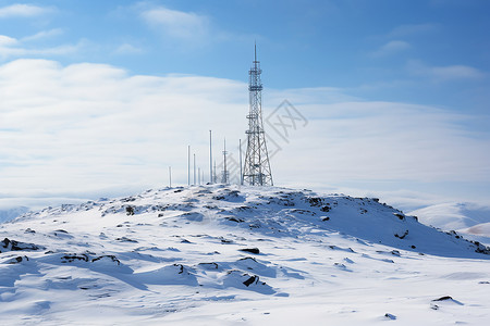 雪地上的无线电塔背景图片