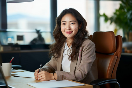 办公室里的职业女性背景图片