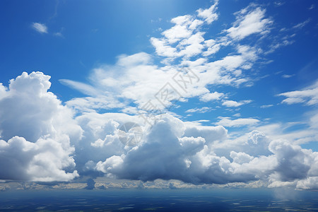 明亮的蓝天和白云背景图片