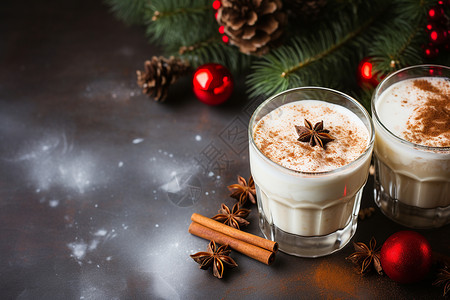圣诞背景下的热牛奶背景图片