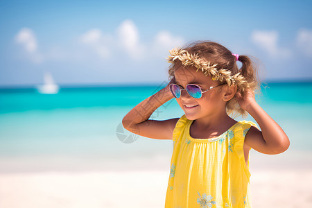 沙滩上的可爱女孩背景图片