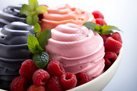 甜蜜诱人的水果冰淇淋背景图片