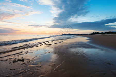 波涛汹涌的海滩背景图片