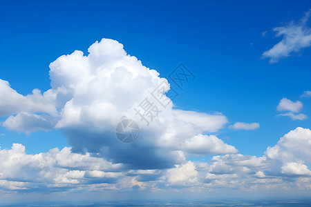 蓝天中的白色云彩背景图片