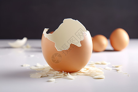 破碎的鸡蛋壳背景图片