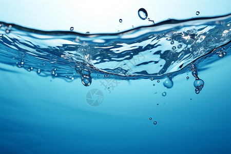 水中透明的水滴背景图片