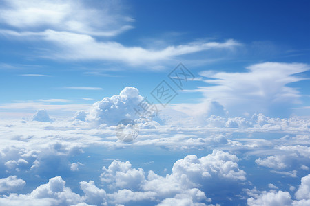 天空中浓密的浮云背景图片