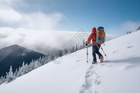 登山的男子冰雪私户高清图片