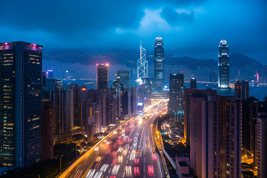 夜幕下的繁华都市图片