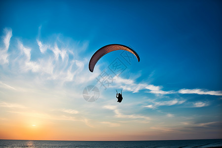 扬起风帆一个滑翔伞背景