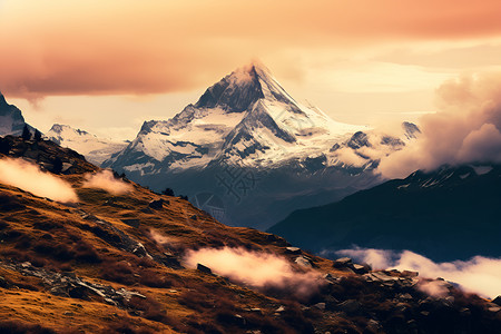 高等阿尔卑斯徒步旅行的阿尔卑斯山脉景观背景