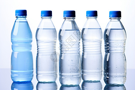 瓶装的纯净水背景图片