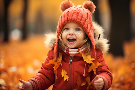 秋季森林中玩耍的外国小女孩背景图片
