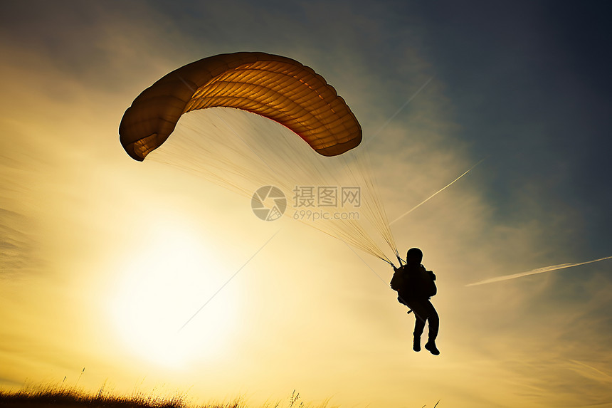 降落伞上的男人图片