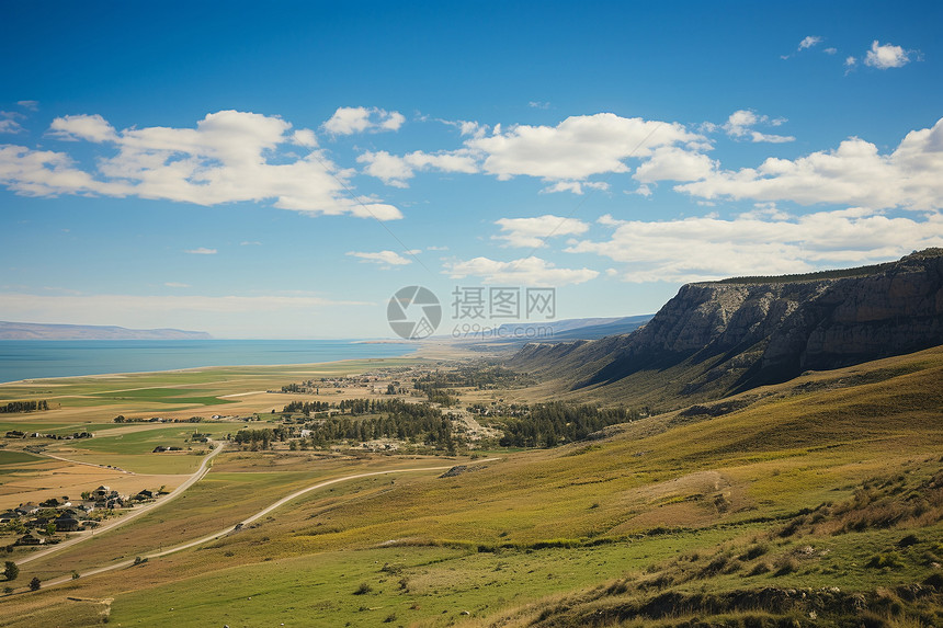 山脉巍峨河流蜿蜒图片