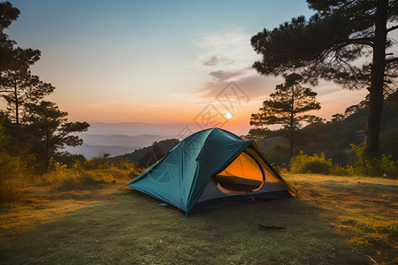 假期进行时日落时的帐篷背景