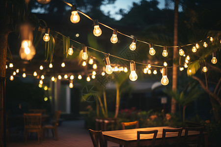 户外院子院子内的灯光和木桌背景