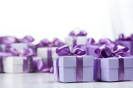 紫色包装的礼物盒背景图片