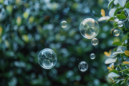空中的一串泡泡高清图片