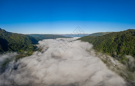 德隆威廉姆斯空中美丽的自然挪威上空的云层背景