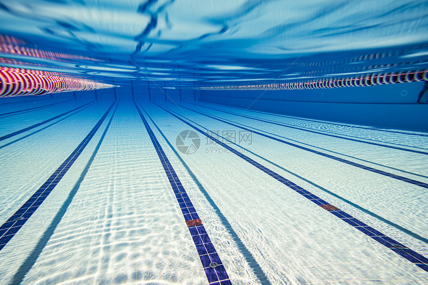 奥林匹克游泳池水下背景图片